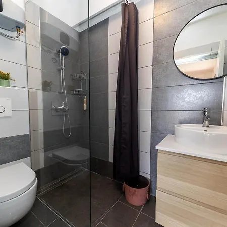 Apartman Fuer 4 Personen Ca 55 Qm In Crikvenica, Kvarner Bucht Und Umgebung *